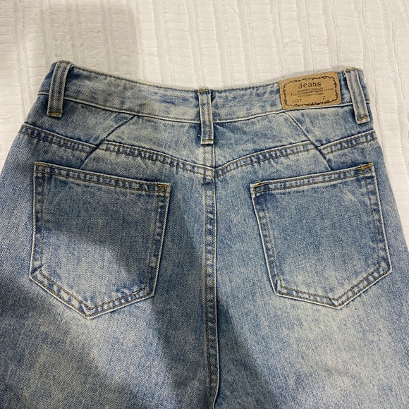 ✨SOLD✨Asymmetric jeans - Picture 6 of 8